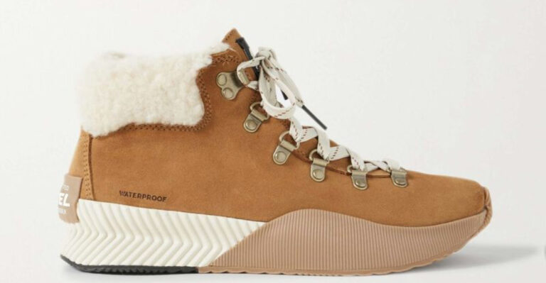 10 Travel-Friendly Winter Shoes That Won’t Destroy Your Feet